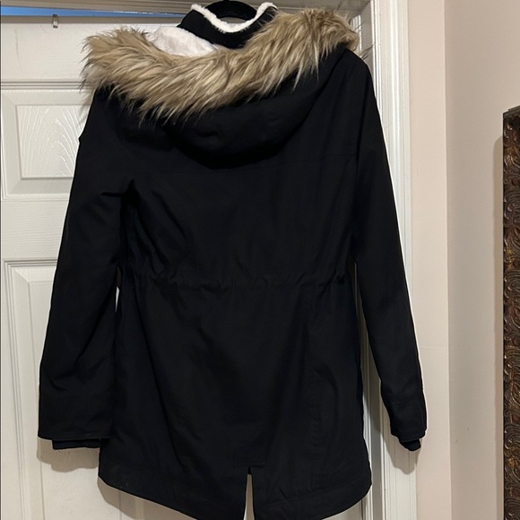 Hollister Heritage Collection Black Parka with Faux Fur Lining and Trim. Size S - Picture 3 of 12